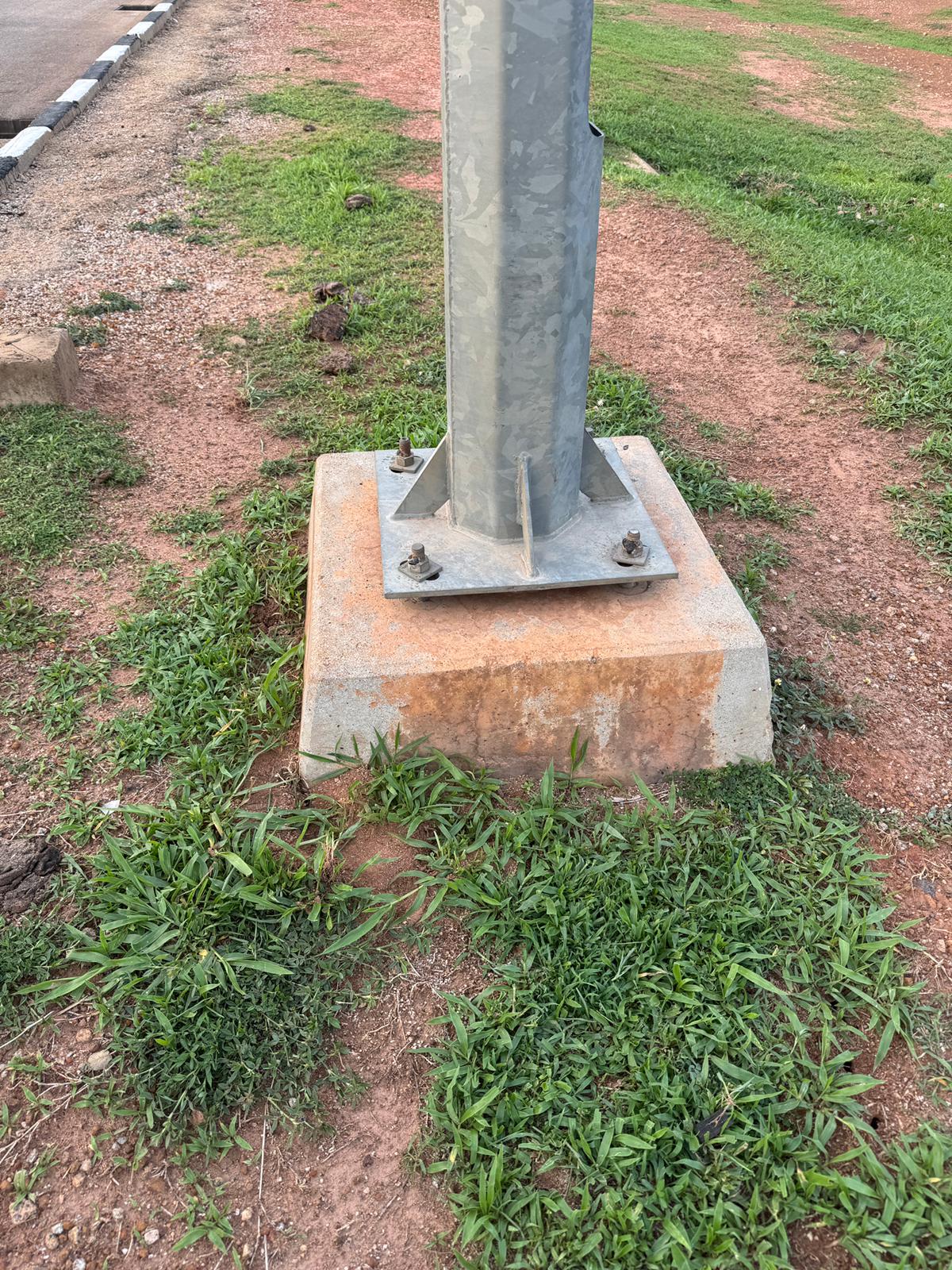 8M Street light pole - Image 5