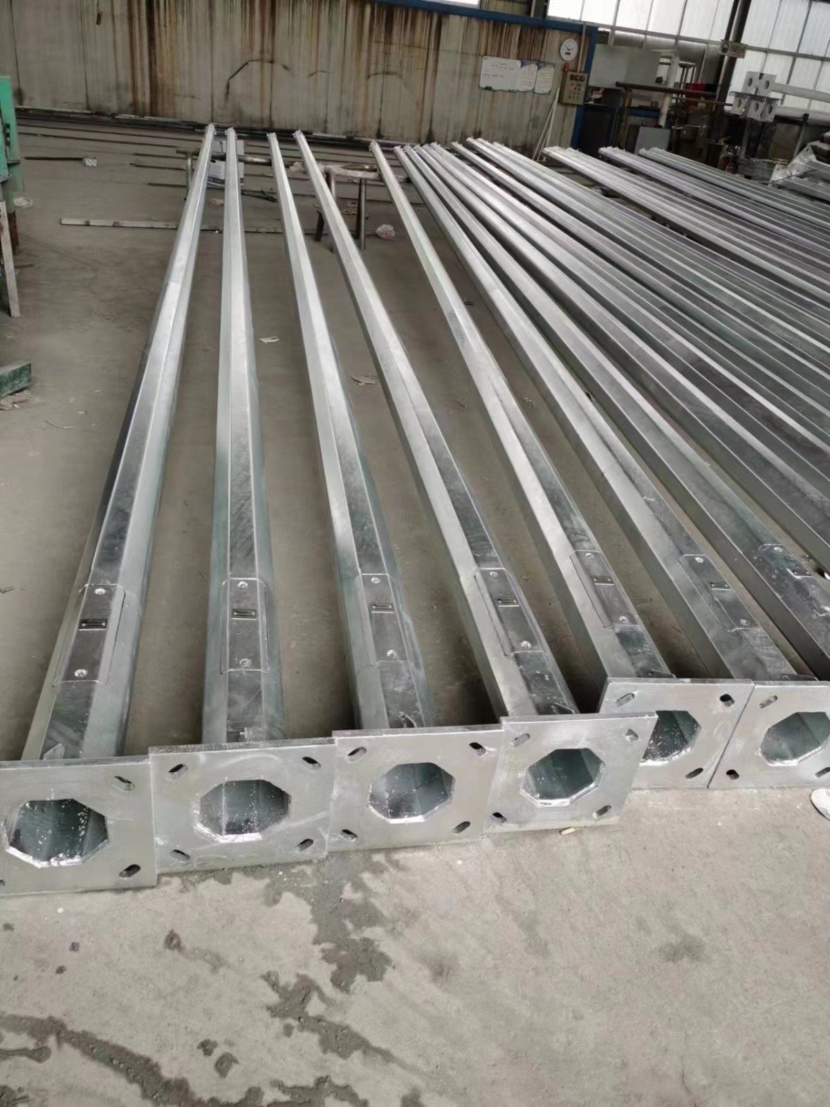 8M Street light pole - Image 7