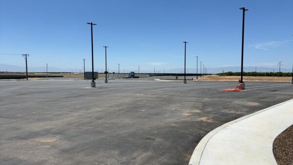 9.14M Square Street Light Pole - Image 5