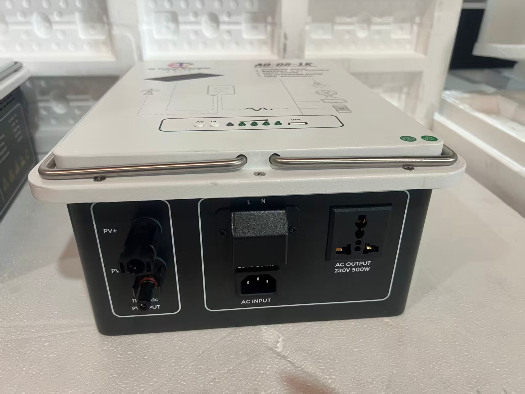 1000watt SOLAR POWERED PORTABLE POWER GENERATOR - Image 3